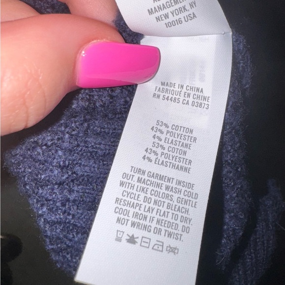 Aerie Navy Sweater Size L Oversized - Picture 6 of 6